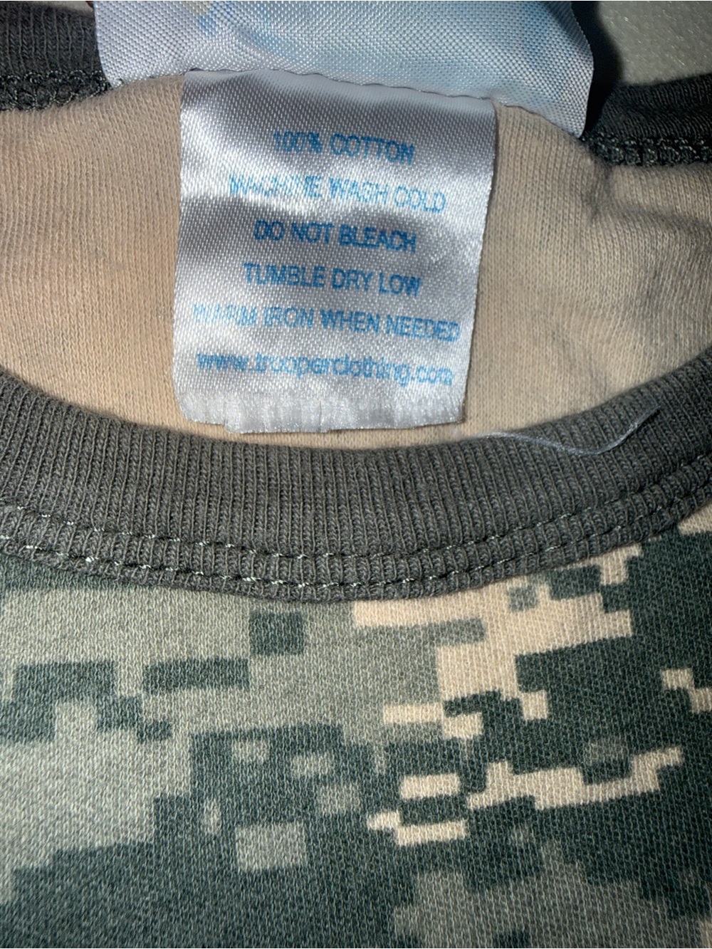 Tiny Trooper Camo Short Sleeve Baby One-Piece Bodysuit - Picture 4 of 7